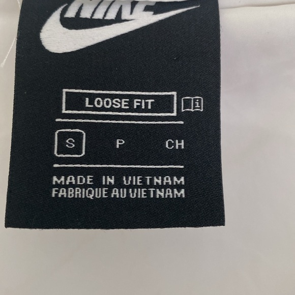 Kid’s Nike Raincoat, size S - Picture 3 of 4